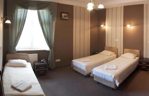 Torun Hotel | Discover Hotel Nad Rzeczką: Family-Friendly Retreat with Hot Tub