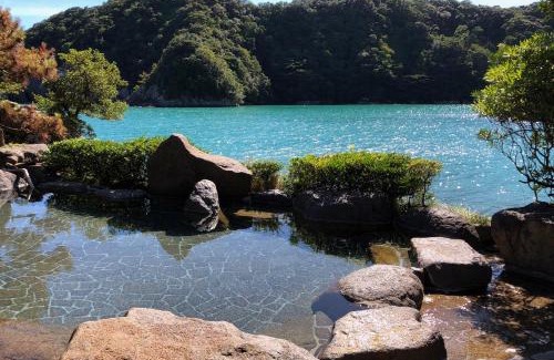 Nachikatsura-cho Hotel | Discover Comfort at Hotel Nagisaya: Family-Friendly Retreat