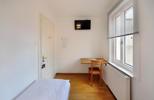 Monbijou Hotel | Discover Hotel National Bern: Pet-Friendly Stay Awaits!