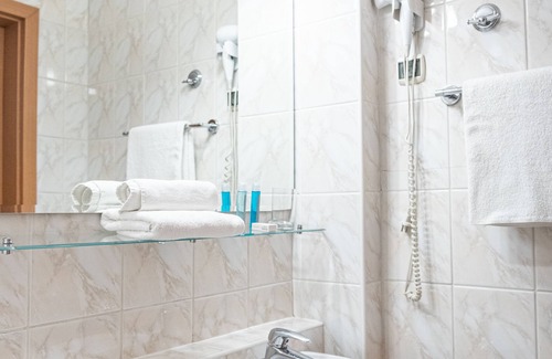 Szczawnica Hotel | Hotel Nawigator: Family-Friendly Retreat with Pool & Spa