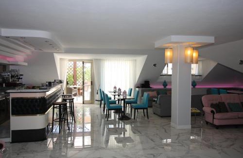 Alba Adriatica Hotel | Oceanfront Bliss at Hotel Naxos B&B - Rated 8.9/10!