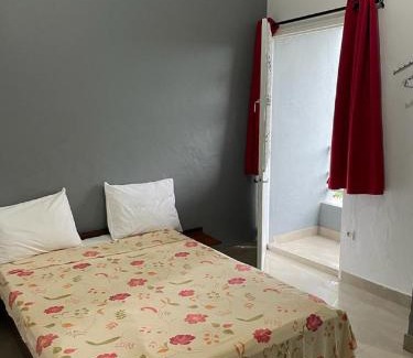 Ziguinchor Hotel | Budget-Friendly Ndaary Khassoum with Family Amenities