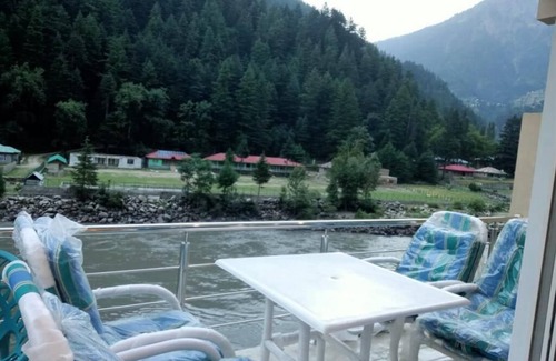 Azad Kashmir Hotel | Family-Friendly Hotel Neelum Elites in Beautiful Keran