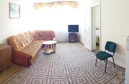 Bugulma Hotel | Family-Friendly Retreat at Hotel Neftyannik for Every Budget