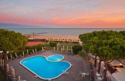 Jesolo Pineta Hotel | Discover Hotel Negresco: Beachfront Bliss and Spa Retreat