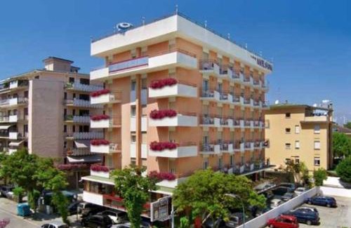 Faro Hotel | Discover Hotel Nelson: Oceanfront Retreat with Pool Access