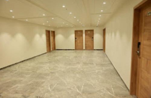 Vallabh Vidhyanagar Hotel | Welcoming Hotel Neptune Palace in Anand with Breakfast