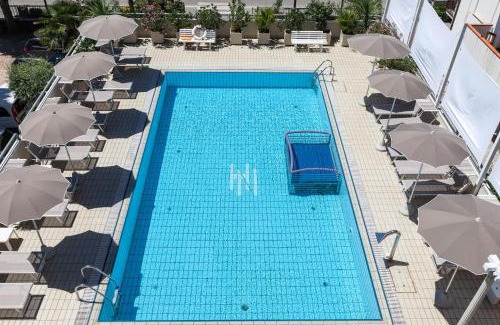 Villamarina Hotel | Discover Hotel Nettuno: 4-Star Poolside Retreat