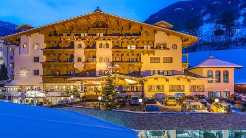 Schwaz Hotel | Discover Hotel Neue Post: Spa, Pool & Family-Friendly Stays