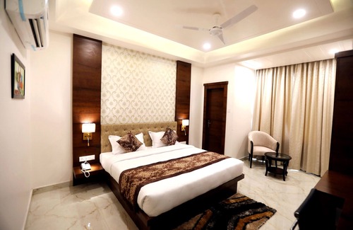 Kota Hotel | Discover Comfort at Hotel Neva Ji Palace with Family-Friendly Amenities