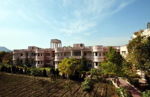 Pushkar Hotel | Discover Hotel New Park: Top-Rated Stay with Pool & Breakfast