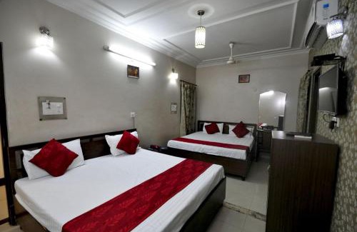 Amritsar Hotel | Budget-Friendly Hotel New SS Residency with Family Amenities