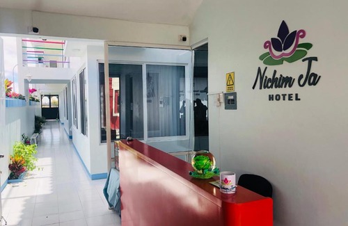 Comitan de Dominguez Hotel | Discover Hotel Nichim Ja: Family-Friendly with Hot Tub