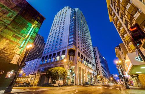 Union Square Hotel | Discover Hotel Nikko San Francisco - Pet Friendly & Pool Access