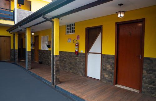 Itai Hotel | Discover Hotel Nixon Near Key Attractions and Amenities