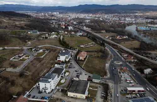 Ramnicu Valcea Hotel | Stylish Hotel NOBLESSE Boutique & Spa with Pool and Breakfast
