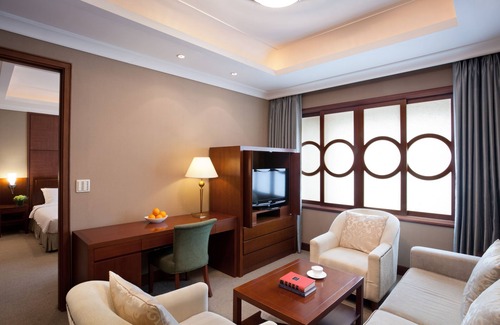 Dongnae District Hotel | Relaxing Stay at Hotel Nongshim with Spa & Hot Tub Access