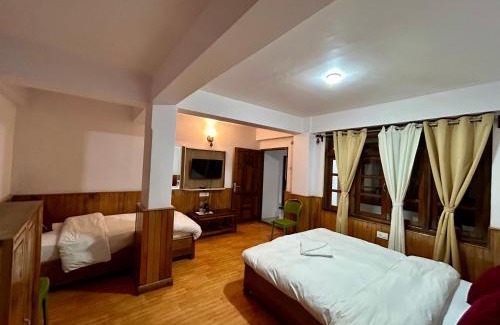 Darjeeling Hotel | Hotel Norbu Khangsar