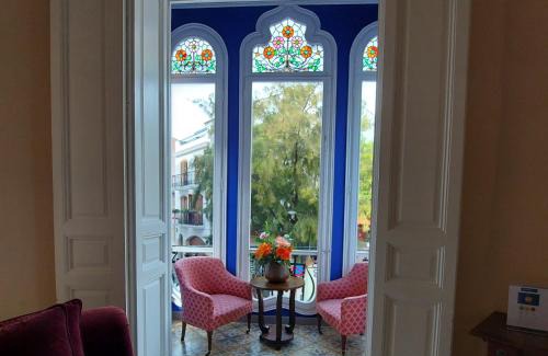 Sitges Town Center Hotel | Oceanfront Retreat at Hotel Noucentista - Rated 9/10 by Guests