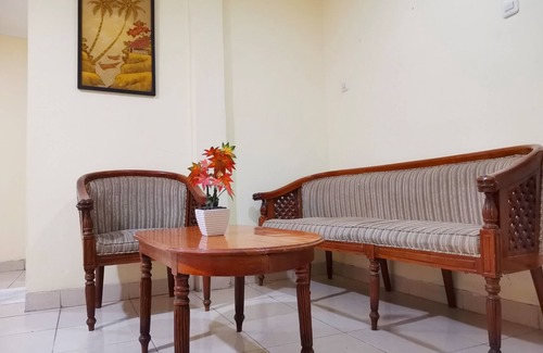 Kebon Kacang Hotel | Discover Hotel Nusantara Indah Syariah with Family-Friendly Amenities