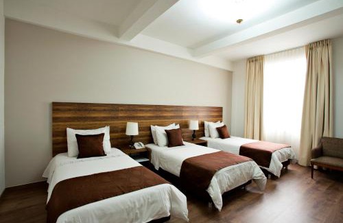 Villa Nueva Hotel | Family-Friendly Hotel Nutibara with Accessible Amenities