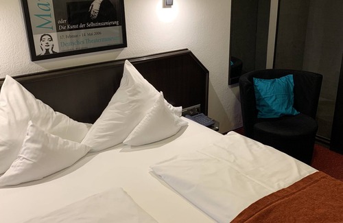 St. Vinzenz Hotel | Discover Hotel Nymphenburg City: Rated 8.6 with Great Amenities