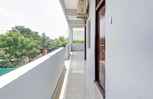 Vanasthalipuram Hotel | Discover OYO Flagship A Delight Residency - Pet Friendly Stay