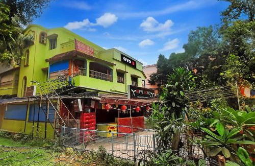 Durgapur Hotel | Discover A.R. Lodge: 4-Star Family & Pet-Friendly Retreat