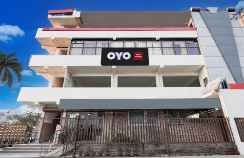 Bareilly Hotel | Hotel O AB Rooms