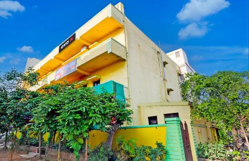Bhilai Hotel | Discover OYO Hotel Abhilasha: Pet-Friendly Comfort Awaits