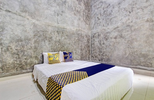 Pati Hotel | Budget-Friendly Agus Kostel Syariah with Breakfast Included