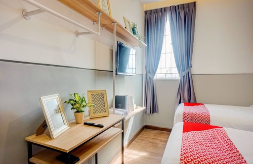 Medan Hotel | Budget-Friendly Stay at SUPER OYO 93064 Alhesa Residence