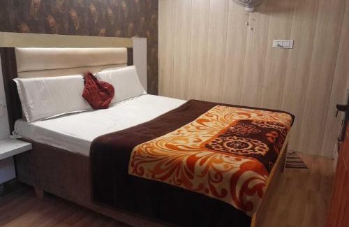 Muzaffarnagar Hotel | Budget-Friendly OYO Hotel Amantran View for Families