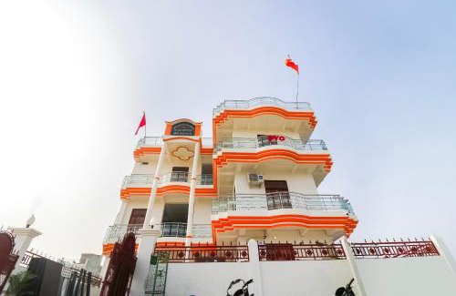 Phulpur Hotel | Discover Comfort at Collection O Arpit Hotel - 4 Star Stay