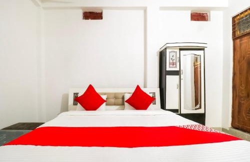 Phulpur Hotel | Discover Comfort at Collection O Arpit Hotel - 4 Star Stay