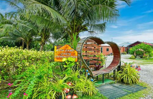 Sekinchan Hotel | Hotel O Asiacamp Chalet Tanjung Karang