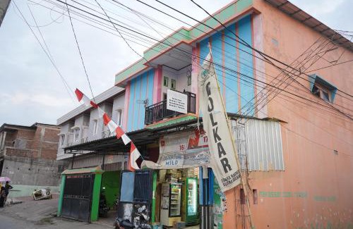 Gowa Hotel | Budget-Friendly Stay at OYO 93876 Athirah Kost