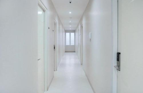 Ambon Hotel | Budget-Friendly Stay at OYO 1006 Azzahra Guest House
