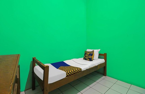 Semarang Hotel | Budget-Friendly Stay at SPOT ON 92610 Barokah Kostel Syariah