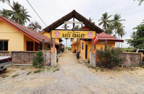 Kampung Badang Hotel | Relaxing Bayu Beach Chalet PCB with Pool & Breakfast