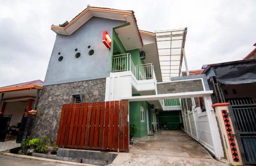 Tegal Hotel | Budget-Friendly Super OYO 2808 D'residence Syariah Hotel
