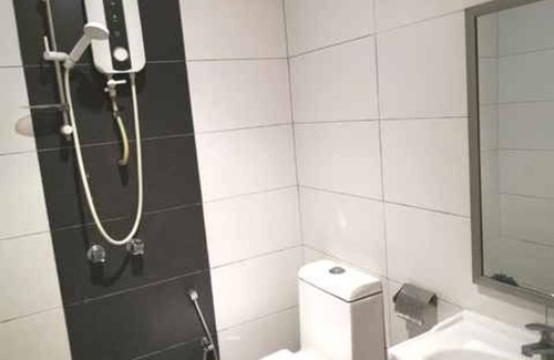Pelabuhan Klang Hotel | Budget-Friendly Hotel D'Spark Port Klang with Breakfast