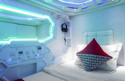 Taman Sari Hotel | Budget-Friendly Stay at OYO 91328 Fiducia Capsule Hotel