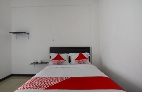 Java Hotel | Top-Rated SUPER OYO 3309 Forrest’inn with Breakfast