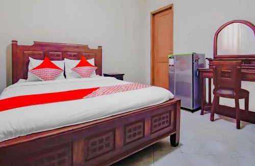 Mampang Prapatan Hotel | Budget-Friendly Getaway at OYO 90094 Gayatri Residence