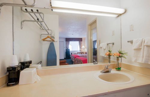 Channelview Hotel | Convenient Stay at Hotel O Grand Inn Channelview I-10