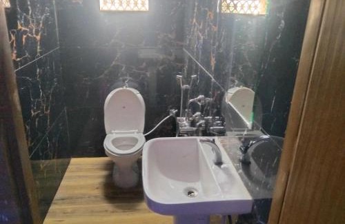 Madanpur Hotel | Hotel O Green Eco Space