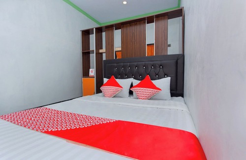 Tegal Hotel | Budget-Friendly SUPER OYO 2873 Griya Annisa for Families