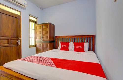 Surakarta Hotel | Budget-Friendly Stay at OYO 93012 Griya Kencana Asri
