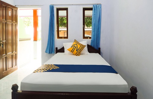 Kalipuro Hotel | Budget-Friendly Stay at OYO 3281 Griya Ketapang